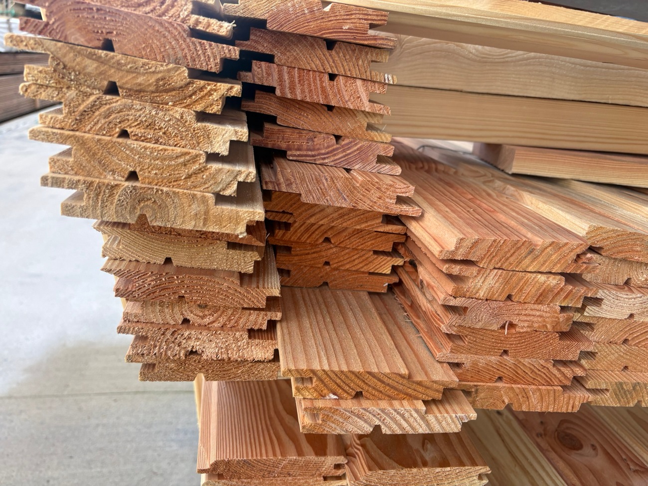 102 m² Profilholz Douglasie 21x119 mm